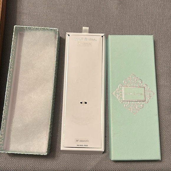 NEW ! Reversible Jewelry 38” Long Necklace Adjustable Scroll Side Hammered Side - Picture 13 of 15